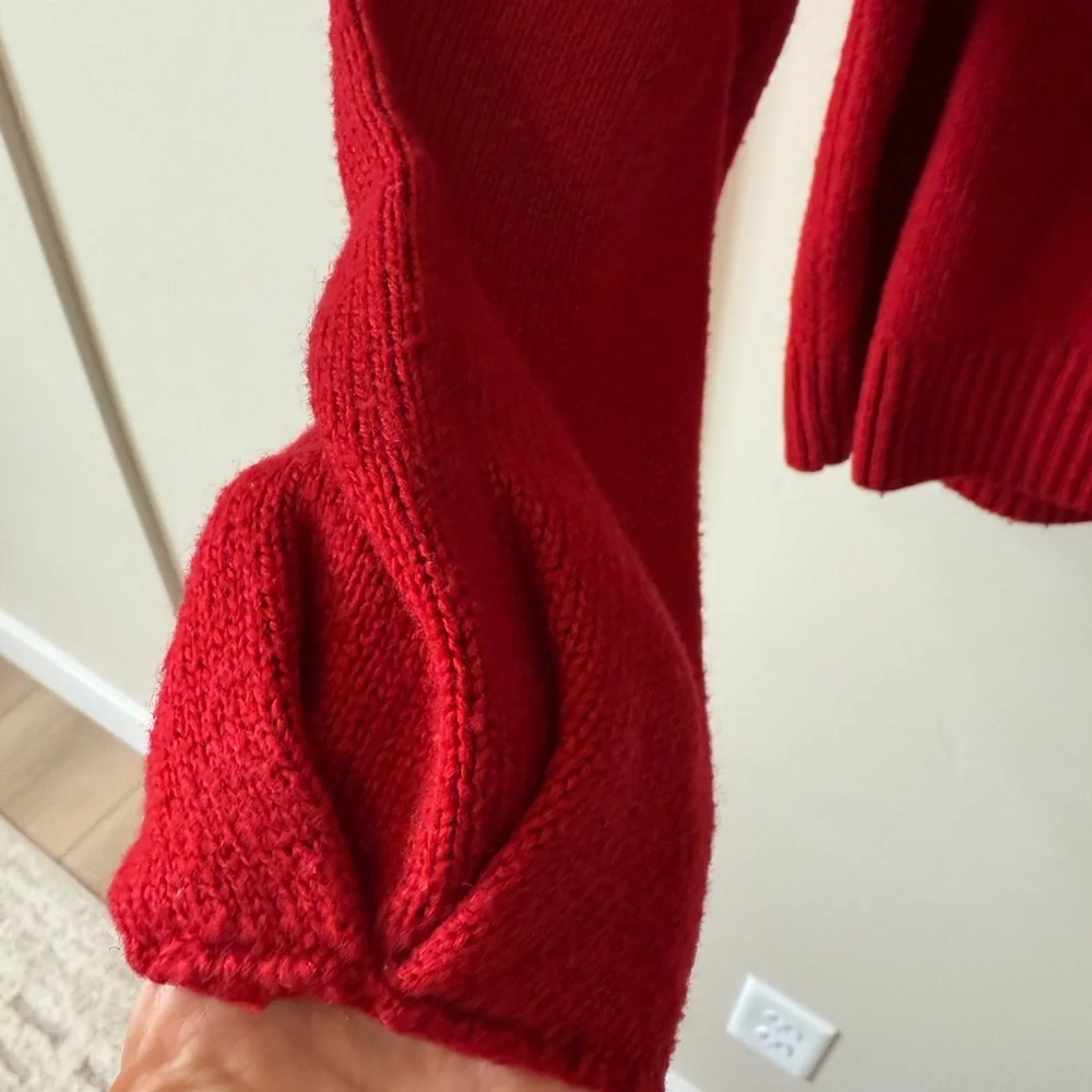 Levis Womens Red Knit Crew Neck Logo Sweater Small - Picture 6 of 10